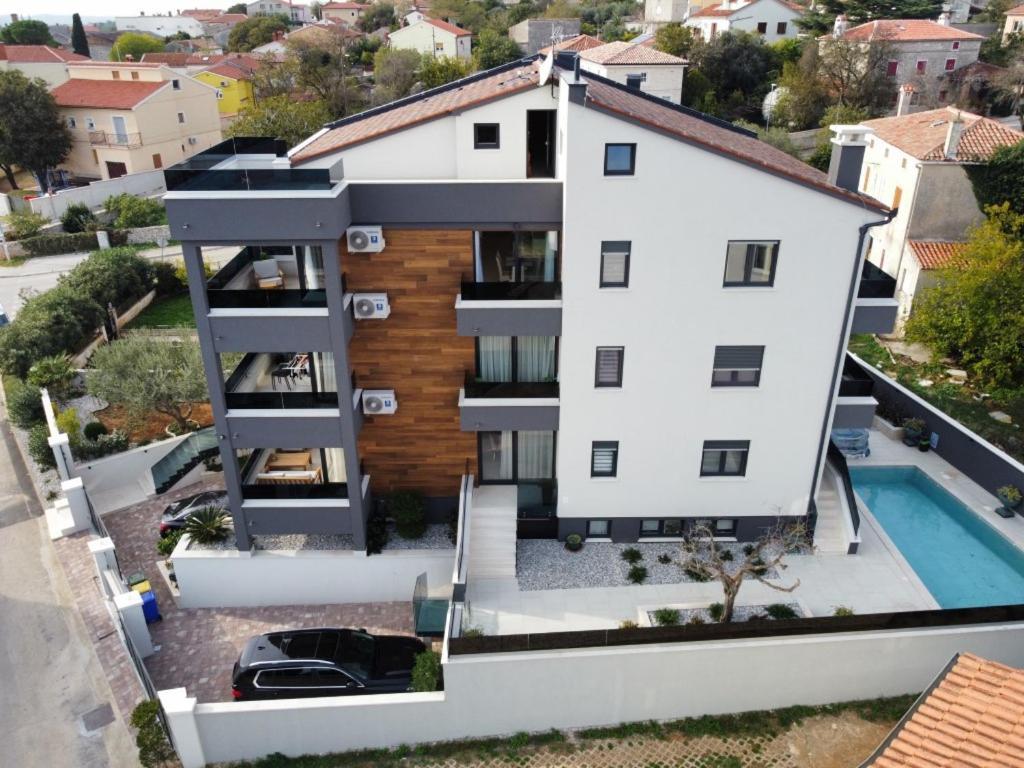 Apartments Sara II Ližnjan Екстериор снимка