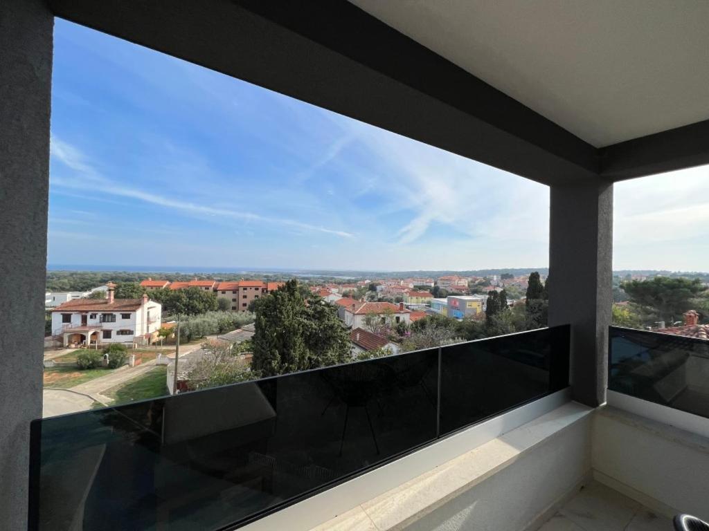 Apartments Sara II Ližnjan Екстериор снимка