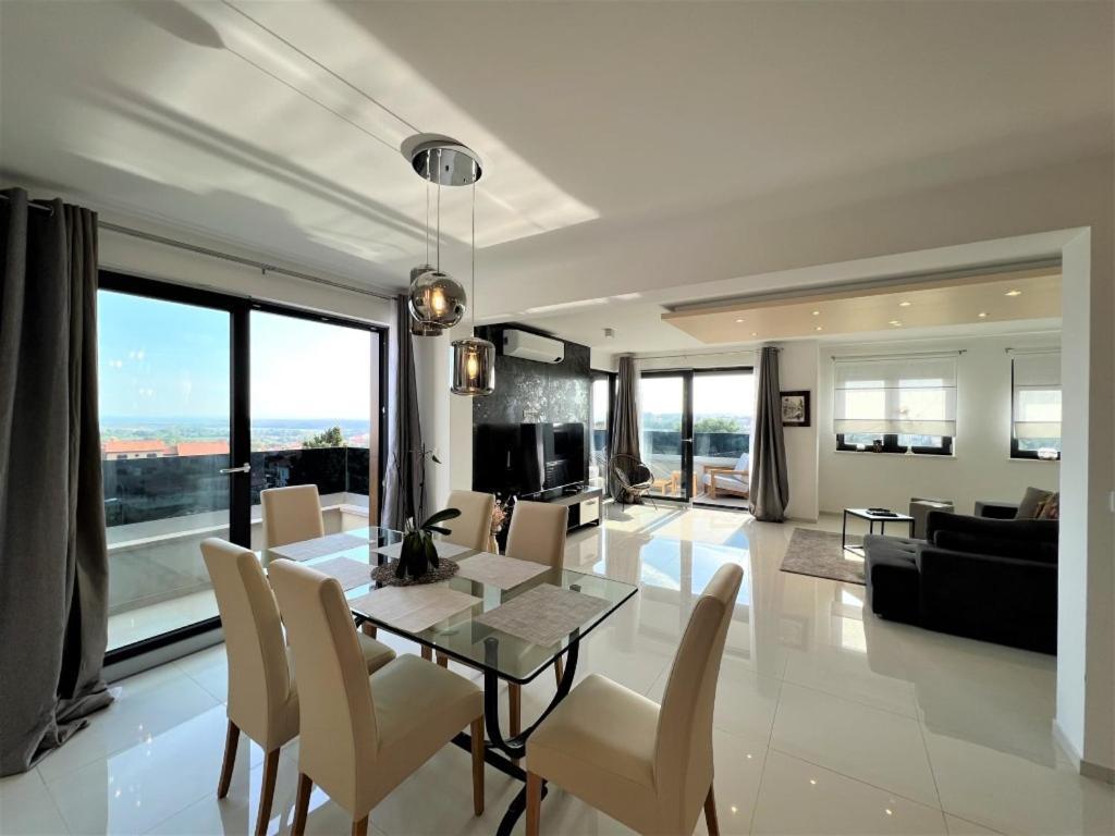 Apartments Sara II Ližnjan Екстериор снимка
